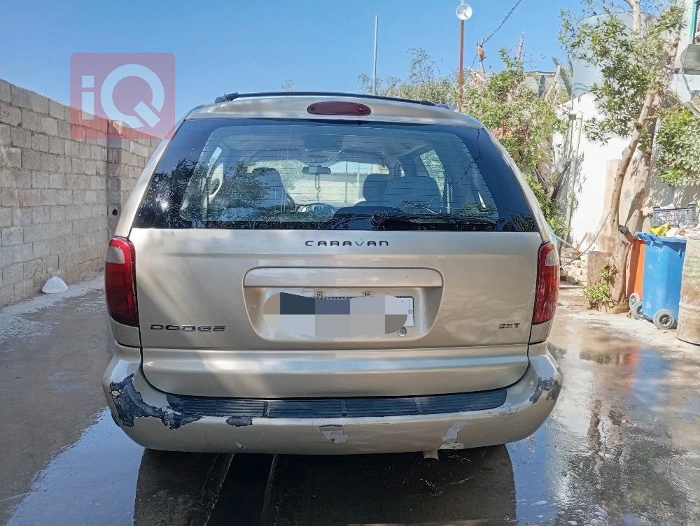 دودج كارافان